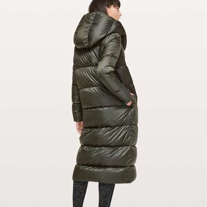 Lululemon Cloudscape Wrap Dark Olive
